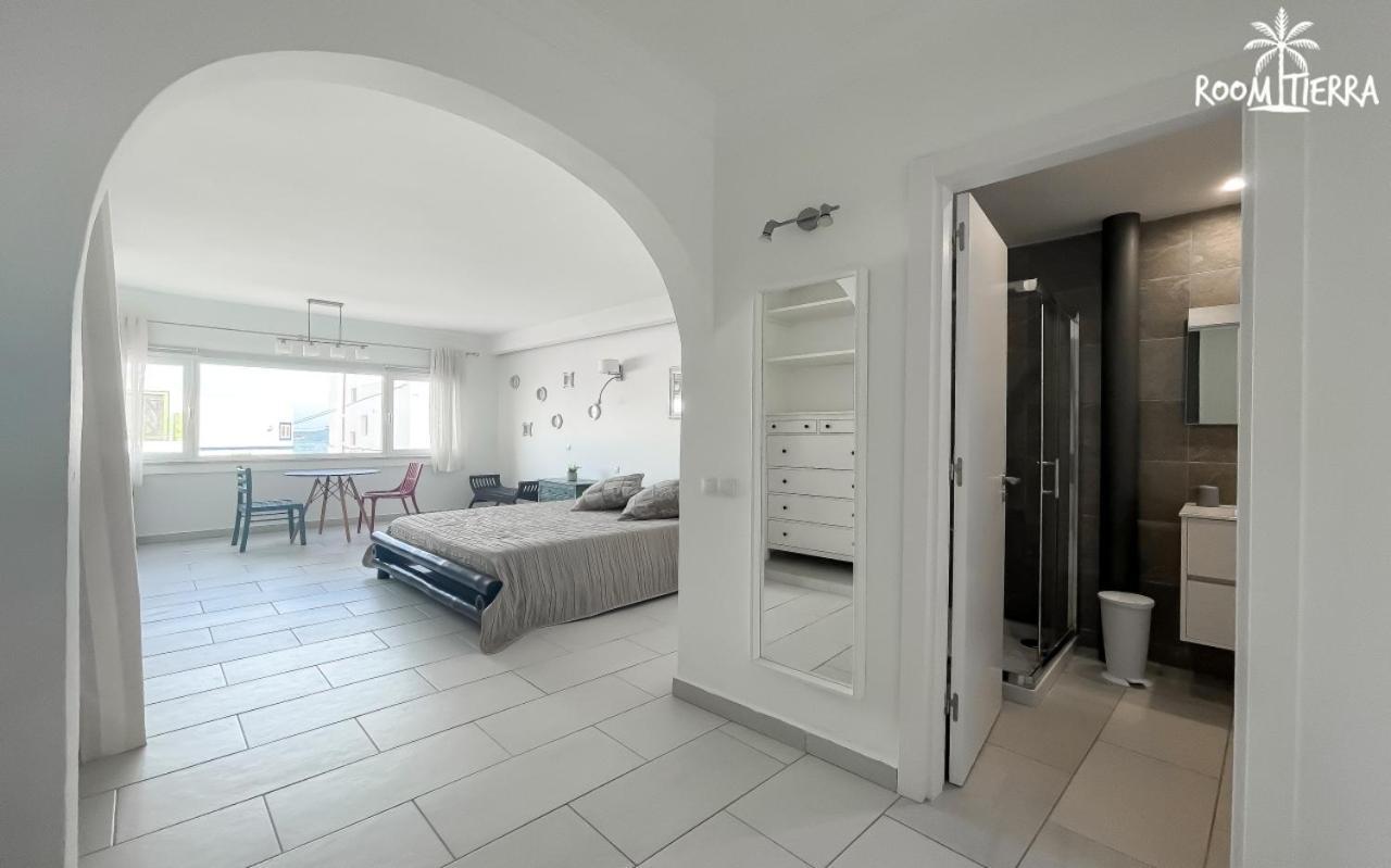 Room Tierra Wifi Free Private Bathroom , Central Town Corralejo Luaran gambar