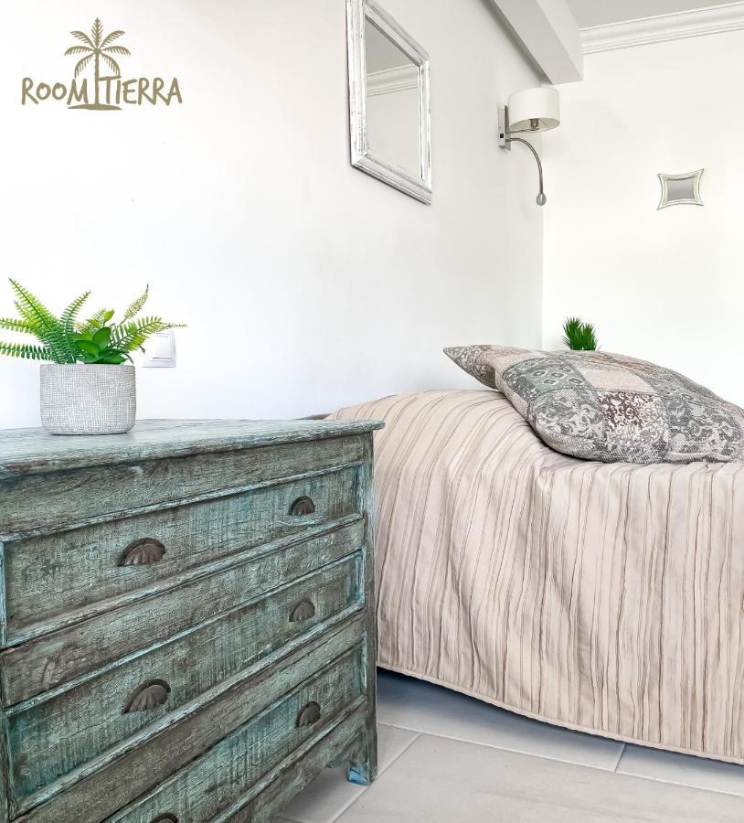 Room Tierra Wifi Free Private Bathroom , Central Town Corralejo Luaran gambar